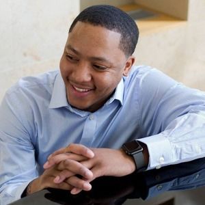 Meet your Posher, Randall